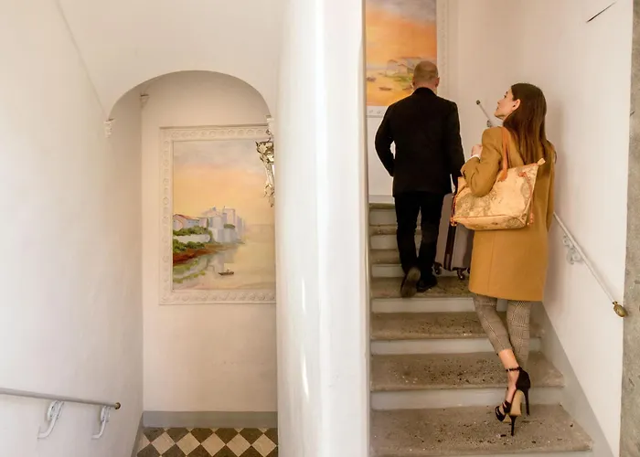 The At The Spanish Steps Prestige Collection - Mdr Penthouse 招待所 4*